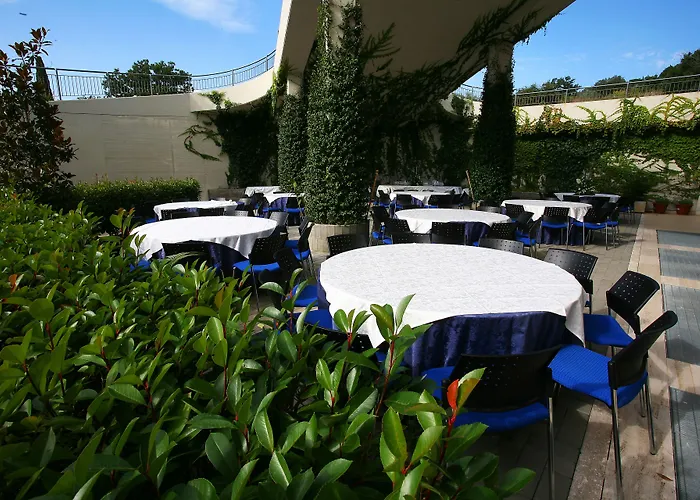 Hotel Planet 4*