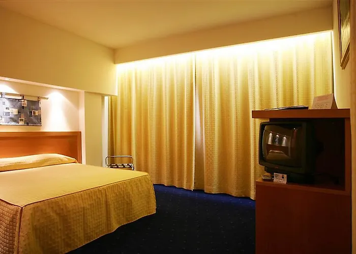 Planet Hotel 4*