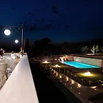 Planet Hotel 4*