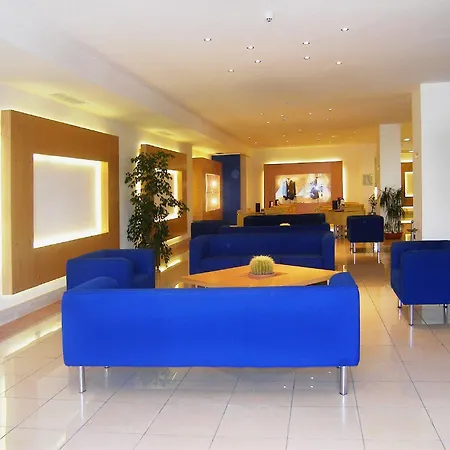 Planet Hotel